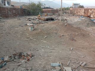 Foto 11 de Terreno industrial de 1,300 m2 con titulo de propiedad en Puente Piedra zapallal