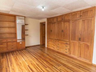 Foto 3 de Casa en Venta – Cuenca