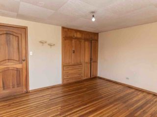 Foto 6 de Casa en Venta – Cuenca