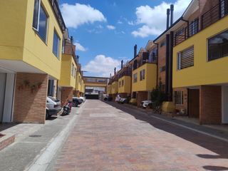 Foto 1 de CASA EN VENTA FUNZA, C/MARCA COL