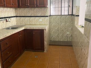 Foto 11 de VENDO DEPARTAMENTO EN PONCIANO  JUNTO AL ESTADIO DE LIGA. CERCA DEL CENTRO COMERCIAL EL CONDADO