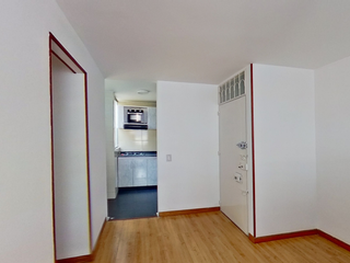 Venta - Oportunidad, Apartamento Zona de Valorizacion Barrio Modelia -  Piso 4