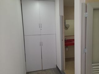 Foto 10 de CASA CASTELLANA  ADAPTADA PARA OFICINAS