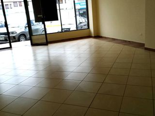 SE ARRIENDA LOCAL COMERCIAL EN VÍA PRINCIPAL AV. GRAL RUMIÑAHUI - VALLE DE LOS CHILLOS