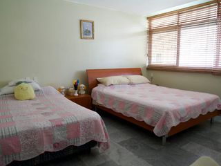 SE VENDE AMPLIO DEPARTAMENTO EN LOS CEIBOS, CERCA DEL COLEGIO LICEO LOS ANDES Y ALEMAN HUMBOLDT