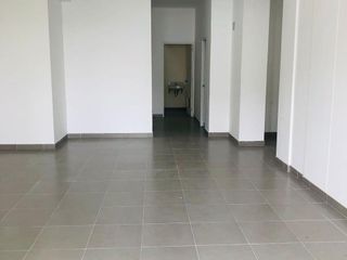 Foto 1 de Alquiler de local comercial Lince