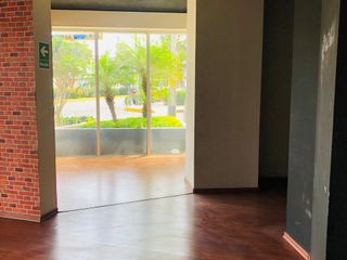 Foto 3 de Local comercial  Av. Iquitos 2 Lince