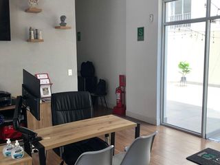 Foto 1 de Alquilo local comercial Av. Arequipa Cercado de Lima