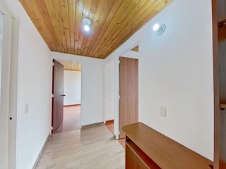 Venta - Apartamento Renovado Zona de Alta Valorización en Modelia Imperial Transversal 93 # 22d - 10 Piso 6