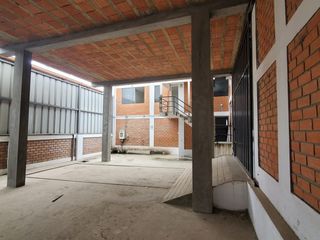 Foto 6 de ALQUILO LOCAL COMERCIAL EN EL CENTRO INDUSTRIAL LUCUMO LURIN
