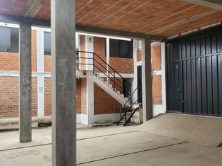 Foto 7 de ALQUILO LOCAL COMERCIAL EN EL CENTRO INDUSTRIAL LUCUMO LURIN