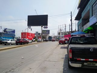 Foto 15 de Se Vende Casa Comercial, con Local, Oficinas, Departamentos y Cochera - Depósito, en Avenida Pastor Sevilla (Ruta C), Ovalo Cocharcas, Primer Sector,