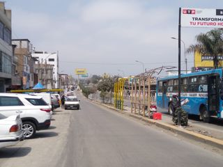 Foto 4 de Se Vende Casa Comercial, con Local, Oficinas, Departamentos y Cochera - Depósito, en Avenida Pastor Sevilla (Ruta C), Ovalo Cocharcas, Primer Sector,