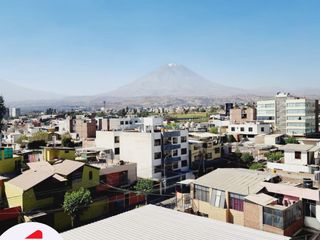 Foto 4 de EN VENTA LINDO DUPLEX CON TERRAZA FRENTE A PARQ EN JLBYR