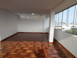 Foto 5 de VENTA DE LOCAL COMERCIAL - SURCO