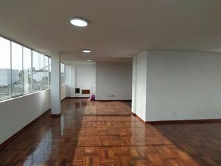 Foto 6 de VENTA DE LOCAL COMERCIAL - SURCO