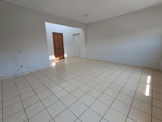 Foto 4 de Alquiler de iluminada Oficina 33 m2 en San Borja