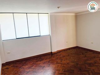 Foto 3 de TERRENO CON casa en Venta Jr. GARCILAZO DE LA VEGA