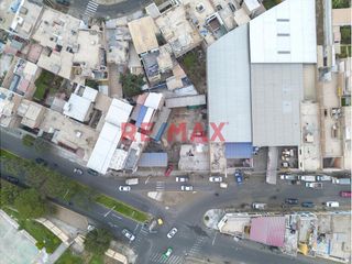 Foto 12 de Vendo Terreno Comercial En Av. Gonzales Prada Con Atahualpa 700M2 $570,000 29.40 M2 Frontera