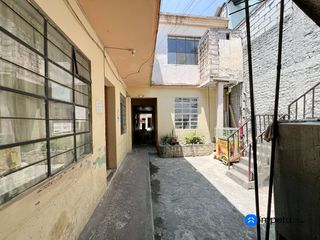 Foto 8 de Se vende casa rentera central en la ciudad de Loja