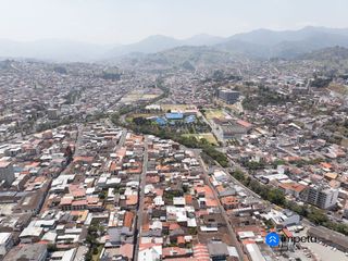 Foto 12 de Se vende casa rentera central en la ciudad de Loja