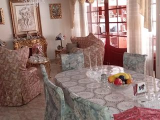Foto 20 de CASA EN VENTA DE 3 PISOS EN URB. PRIMAVERA FRENTE A PARQUE  261M2