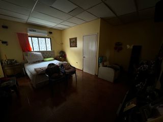 Foto 18 de En venta casa de 14 dormitorios rentera en Inmaconsa.