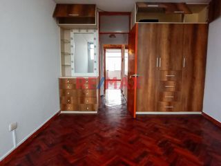 Foto 5 de Alquiler De Departamento En Av. La Marina Pueblo Libre