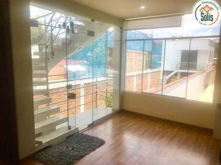 Foto 14 de SOLÍS VENDE CASA DE 4 PISOS CON PISCINA EN BAÑOS DEL INCA