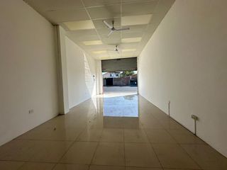 Foto 6 de local comercial de alquiler manta zona comercial