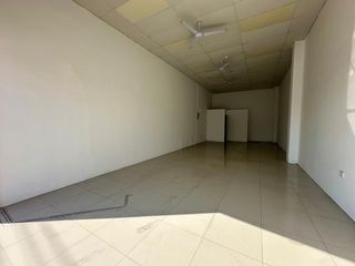 Foto 7 de local comercial de alquiler manta zona comercial