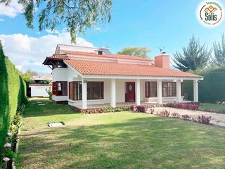 Foto 1 de SOLÍS VENDE CASA DE CAMPO EN EL SAUSALITO