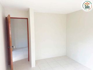 Foto 14 de SOLÍS VENDE CASA DE CAMPO EN EL SAUSALITO