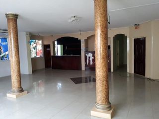 Foto 5 de edificio comercial de venta en manta la pradera