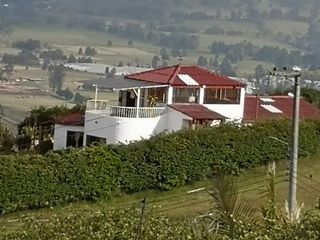 VENTA CASA POR YERBABUENA CON VISTA VALLE DE SOPO CONDOMINIO LA SOLEDAD