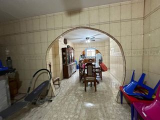 Foto 2 de casa comercial de venta en manta zona norte