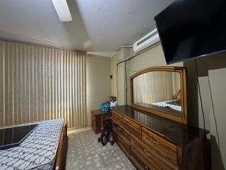 Foto 3 de casa comercial de venta en manta zona norte