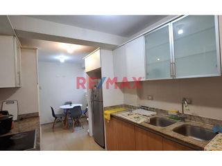 Foto 4 de Vendo Duplex En La Av El Golf Con Cochera 173 M2