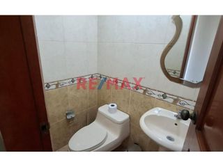 Foto 6 de Vendo Duplex En La Av El Golf Con Cochera 173 M2