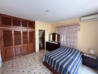 Foto 9 de casa de venta en manta zona centro
