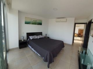Foto 4 de suite de venta frente al mar en manta zona sur