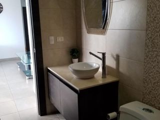 Foto 9 de suite de venta frente al mar en manta zona sur