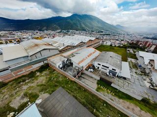 Venta bodega Carcelén - Sector Mastodontes