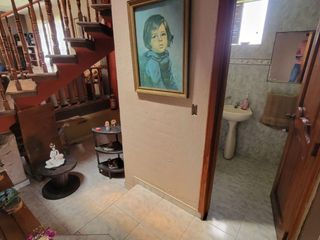 Foto 9 de CASA DE OPORTUNIDAD CUENCA LA BASILICA