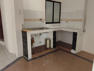 Foto 11 de Oportunidad!! Vendo casa rentera con varios departamentos en Sauces 8