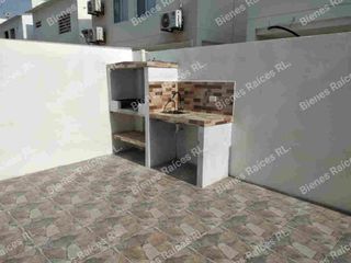 Foto 11 de CASA AMOBLADA EN ALQUILER EN DATA POSORJA - PLAYAS VILLAMIL