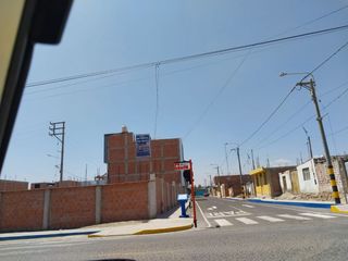 Foto 11 de VENTA 4 HTS POCOLLAY TACNA