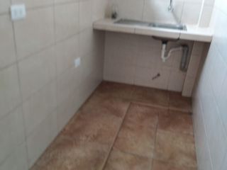 Foto 4 de Av.Pacifico LA PERLA ,ALQUILER COMODO DEPARTAMENTO EN TERCER PISO