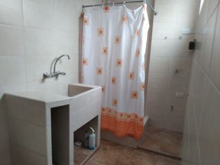 Foto 6 de Av.Pacifico LA PERLA ,ALQUILER COMODO DEPARTAMENTO EN TERCER PISO