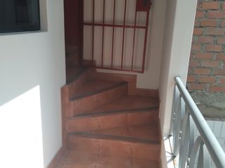 Foto 8 de Av.Pacifico LA PERLA ,ALQUILER COMODO DEPARTAMENTO EN TERCER PISO